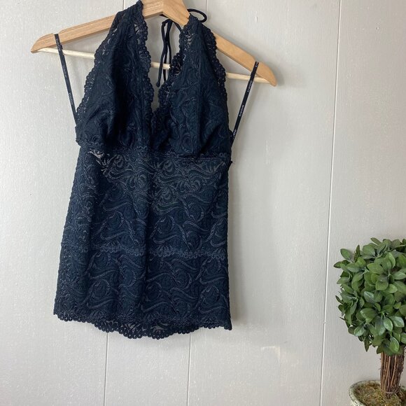 NWT Bebe Black Halter Lace Top Size Large - Picture 8 of 8